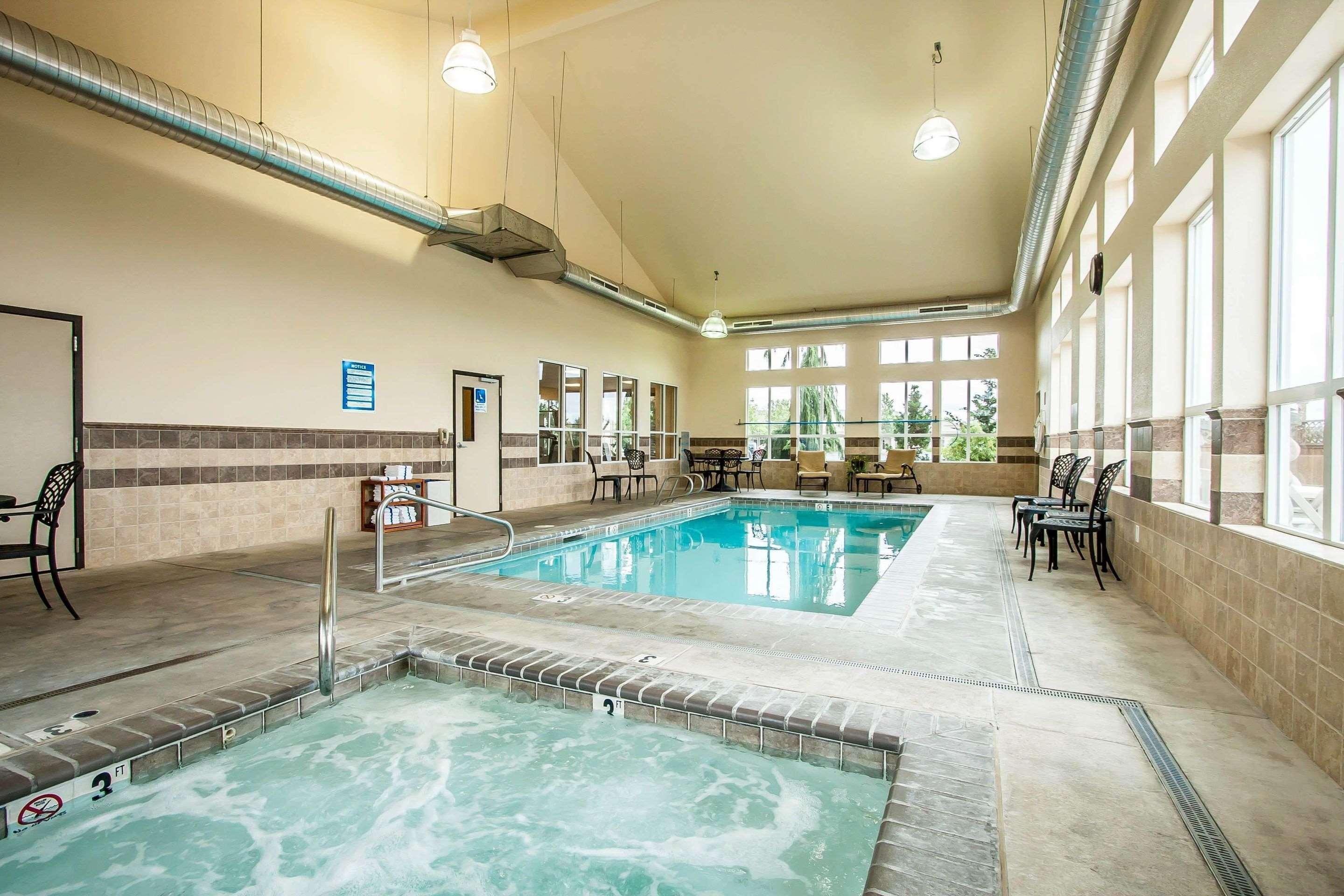 Comfort Inn & Suites Mcminnville Wine Country Eksteriør billede